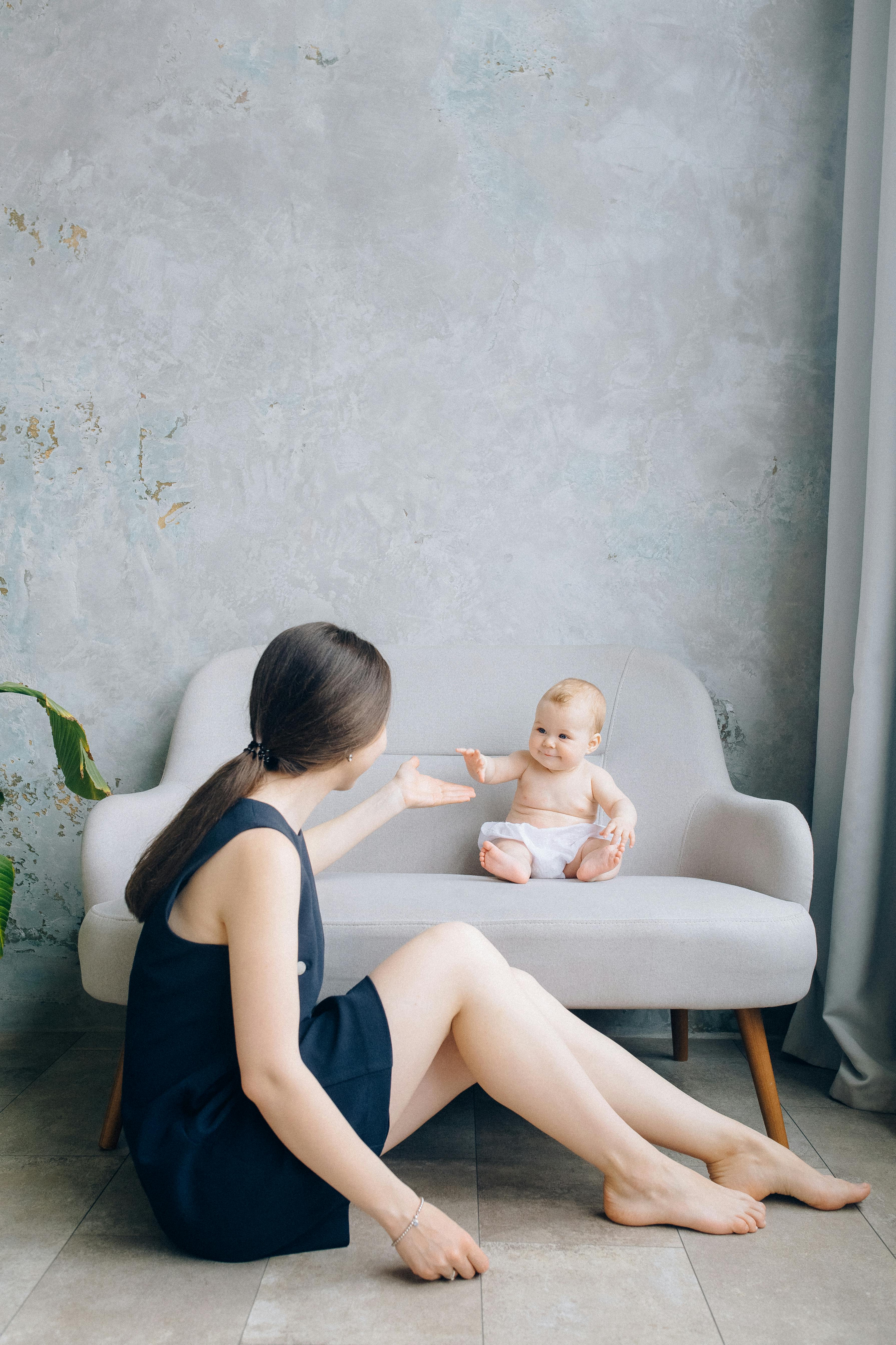 Building a Strong Relationship with Your Babysitter: Tips for Engaging with Sitters