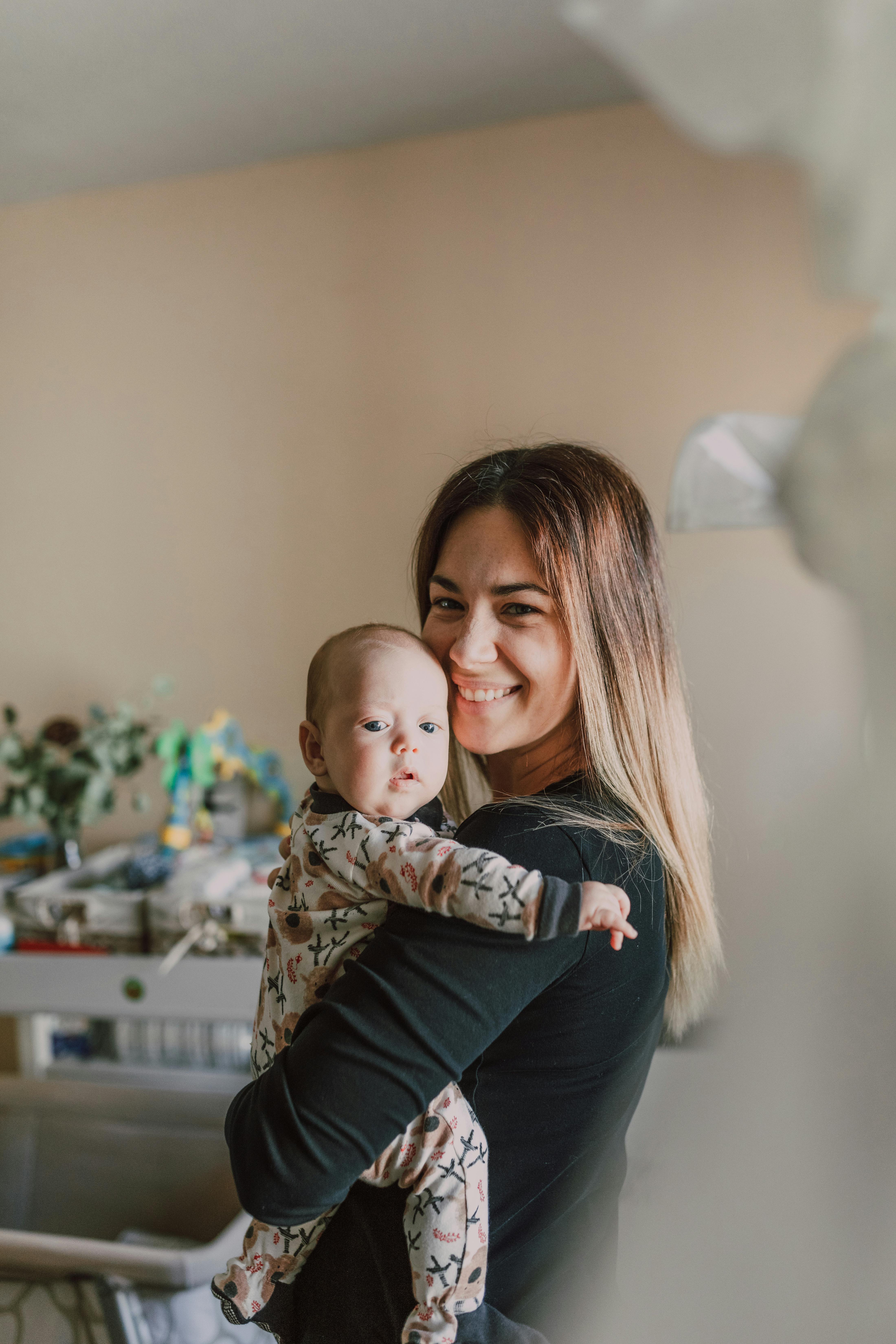 Top 5 Ways Employers Can Ensure Child Safety with Babysitters