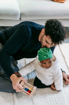 The Benefits of Program Management in Babysitting: How to Streamline the Hiring Process