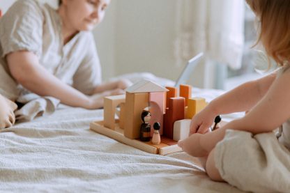 Top 10 Tips for Communicating Effectively with Your Babysitter